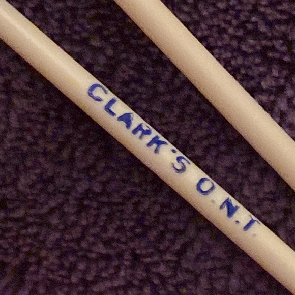 Lot of 10 pair vintage knitting needles and 3 singles - Picture 5 of 10